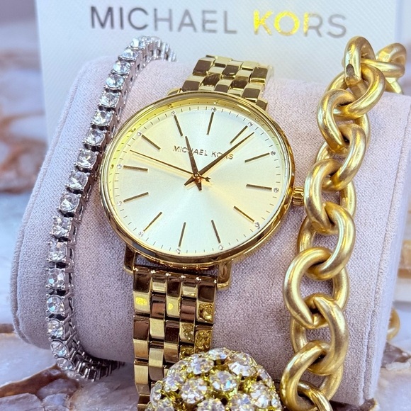 NWT Michael Kors Gold-Tone Bracelet Watch main image 7